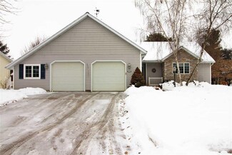611 Oak Park Cir, Mosinee, WI 54455
