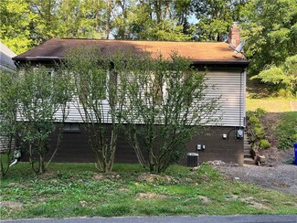 119 Gregg Ln, Imperial, PA 15126