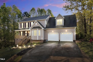 7221 Messenger Dr, Willow Spring, NC 27592