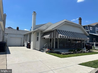 12 N Swarthmore Ave, Ventnor City, NJ 08406