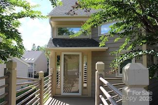 14621 Waterside Dr, Charlotte, NC 28278