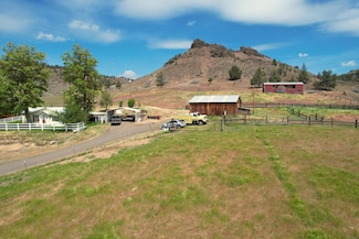 40300 Kahler Basin Rd, Spray, OR 97874