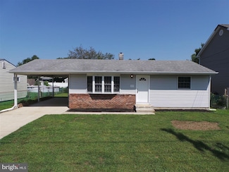 507 Oak St, Lakehurst, NJ 08733