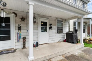 49 Mifflin St, Pine Grove, PA 17963