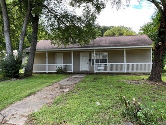 1605 Clay St, Shreveport, LA 71101