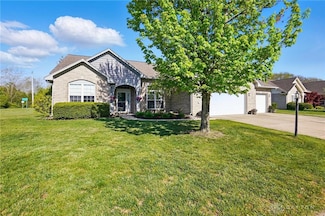 2613 Quail Run Dr, Fairborn, OH 45324