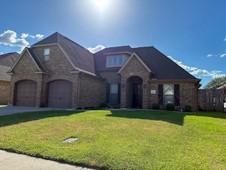 3585 Canyon Ln, Beaumont, TX 77713
