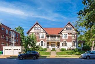 319 Rosedale Ave, Saint Louis, MO 63112