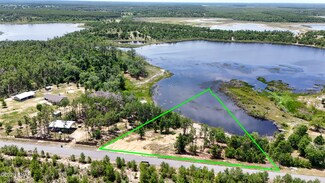 4803 Lake Ridge Dr, Chipley, FL 32428