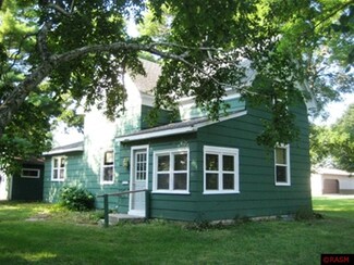 237 237 Ne Crosby Ave, Madelia, MN 56062