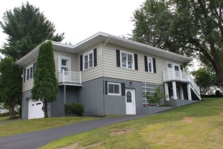 244 W Rosemont Ave, Manchester, NH 03103