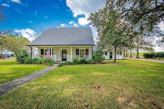 425 Hale Dr, Thibodaux, LA 70301