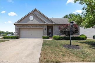 1098 Molland Dr, Brunswick, OH 44212