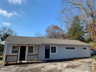 2961 Buffat Mill Rd, Knoxville, TN 37917