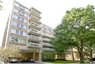 165 N Kenilworth Ave Unit 3B, Oak Park, IL 60301