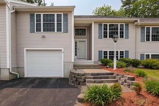 15 Christopher Dr Unit 5, Sandown, NH 03873