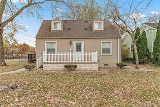 24196 Eureka Ave, Warren, MI 48091