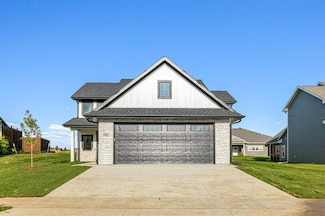 760 American Pharaoh Dr, Iowa City, IA 52240