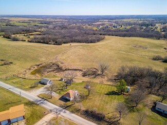 11949 County Road 157 N A, Savannah, MO 64485