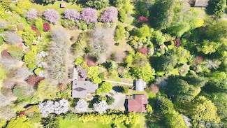 105 Schoolhouse Rd, Brinnon, WA 98320