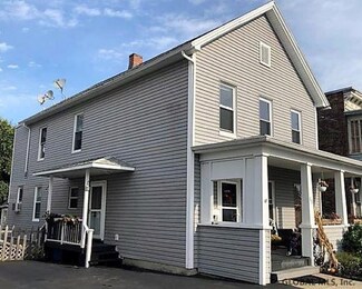 66 Vanderwerken Ave, Waterford, NY 12188