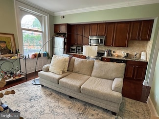 272 S 23rd St Unit B, Philadelphia, PA 19103