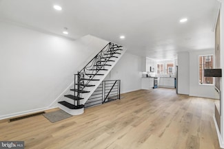 913 E Sanger St, Philadelphia, PA 19124