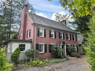 2813 Brodhead Rd, Aliquippa, PA 15001