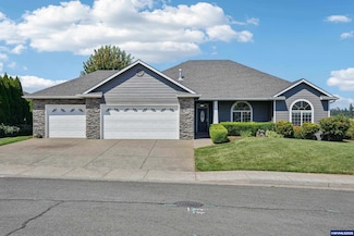 1093 NE Pine View Dr, Sublimity, OR 97385