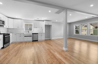 69 Cutler St Unit 2, Worcester, MA 01604