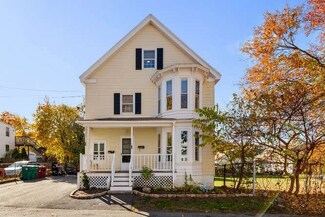 71 Bolton St, Lowell, MA 01852