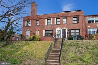 4922 Jay St NE, Washington, DC 20019