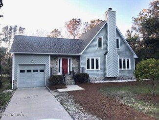 107 Live Oak Ct, Atlantic Beach, NC 28512
