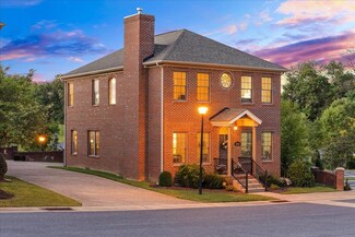 2394 Alston Cir, Harrisonburg, VA 22802