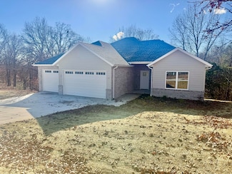 648 Panorama Dr, Cape Fair, MO 65624