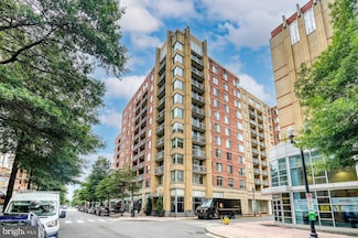 1020 N Highland St Unit 311, Arlington, VA 22201