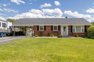 160 Mountain View Dr, Rocky Mount, VA 24151