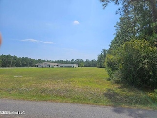 12161 Dedeaux Rd, Gulfport, MS 39503