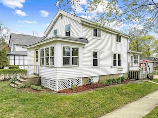 118 S Oak St, Lake Mills, WI 53551