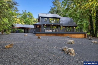 6057 Peaceful Ln NE, Silverton, OR 97381