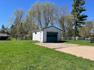 535 4th St SE, Aitkin, MN 56431