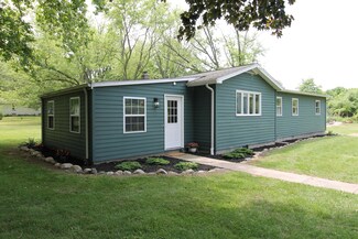 11878 Wilson Rd, New Buffalo, MI 49117