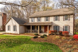 2547 Cedarwood Ct, Hudson, OH 44236