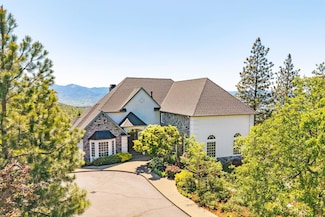 6430 Pine Ridge Dr, Medford, OR 97504