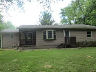 925 W Cedar Bluff Rd, Bloomington, IN 47403