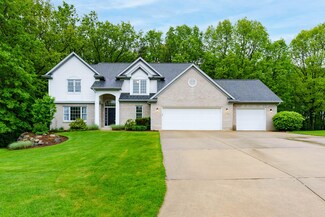 5210 Atwater Ct, Kalamazoo, MI 49009