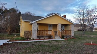 411 Nelson St, Kernersville, NC 27284
