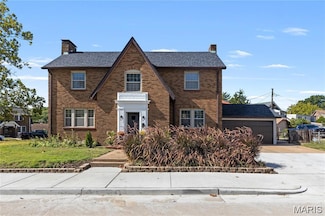 7400 Florissant Rd, Saint Louis, MO 63121