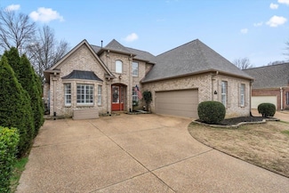 1495 Loughridge Ln, Collierville, TN 38017