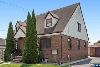 204 Philip Ave, Elmwood Park, NJ 07407